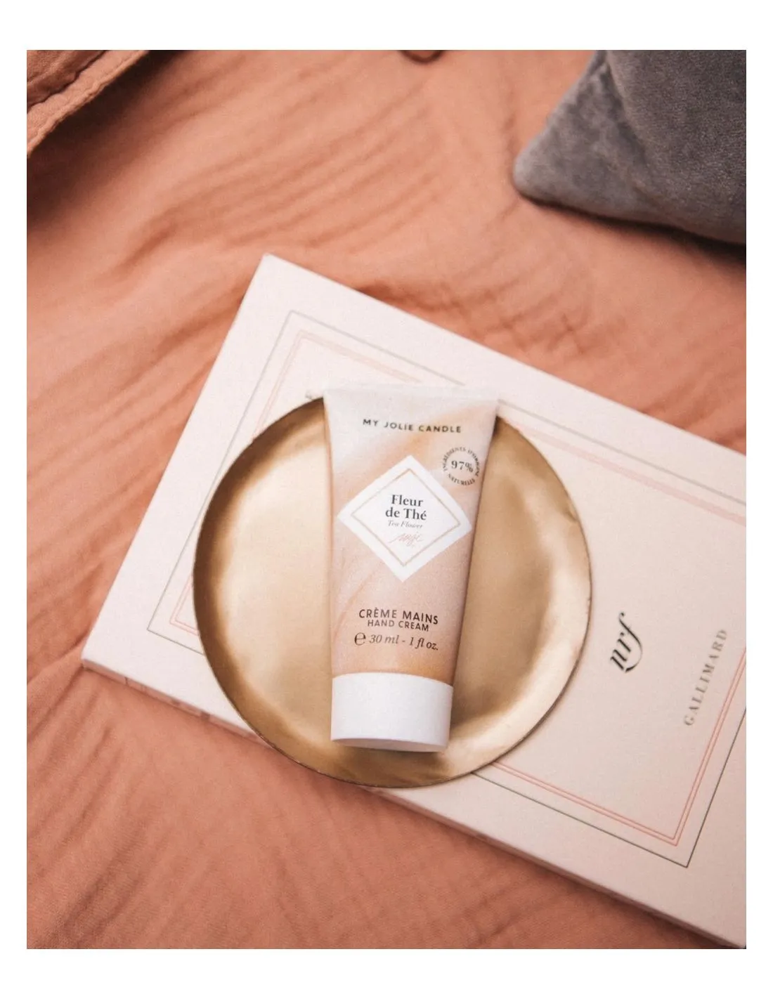 Coffret Bougie Et Crème Fleur De Thé – Image 5