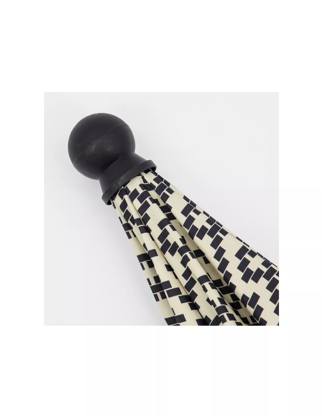 Parasol Noir Et Blanc - House Doctor – Image 3